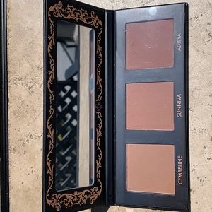Lovecraft Beauty Bronzer palette
